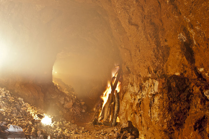 Gold mine of Sakdrissi, experimental research on fire-setting