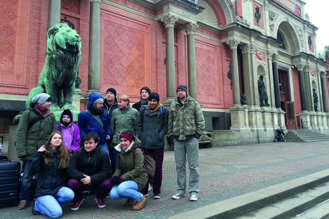 Die ExkursionsteilnehmerInnen vor der Ny Carlsberg Glyptothek