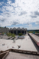 Zum Vergrößern anklicken Forum und Audimax