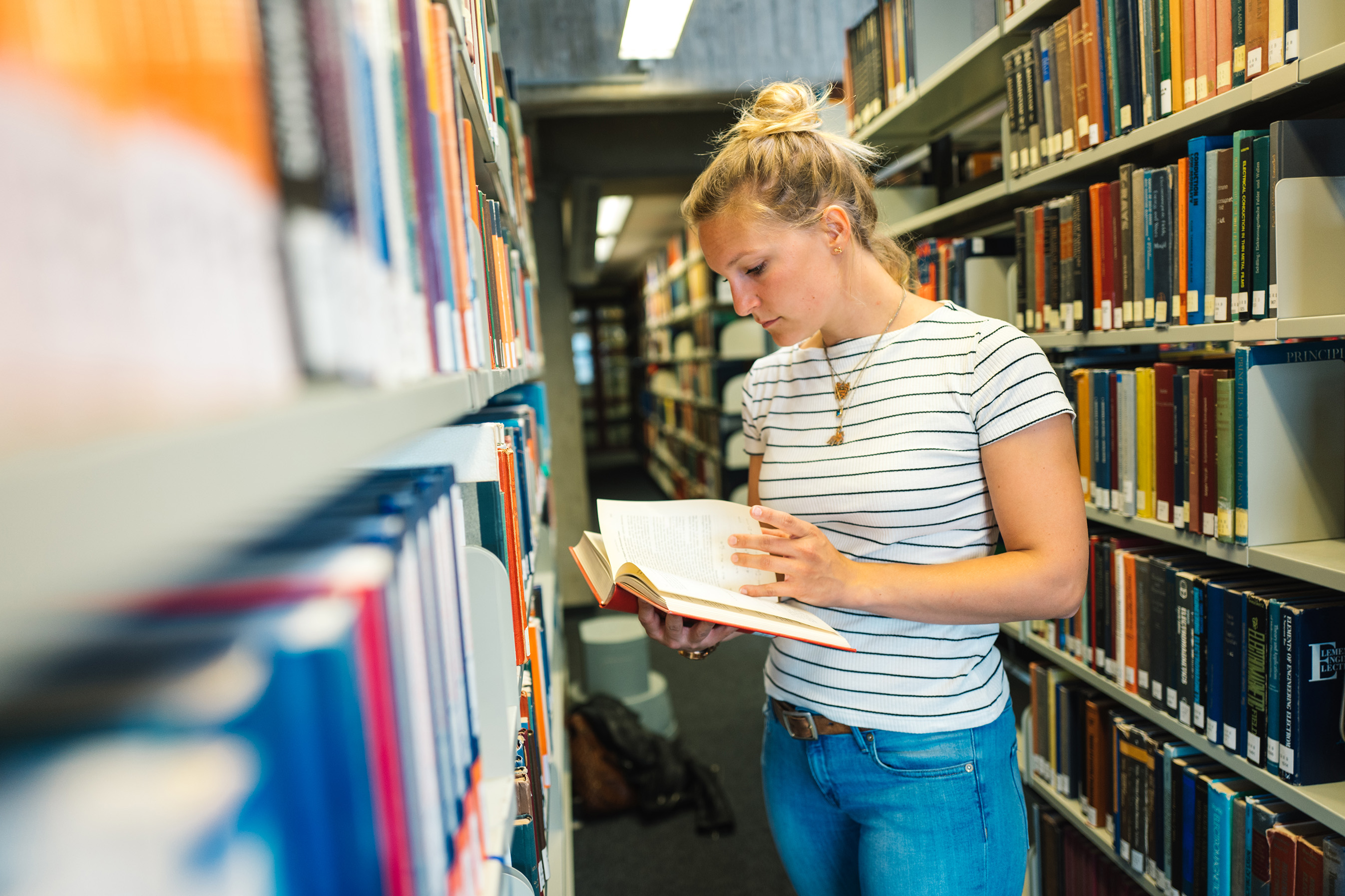 In der Bibliothek