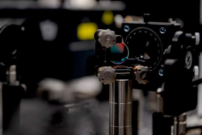 Chemie: Versuchsaufbau mit Laser