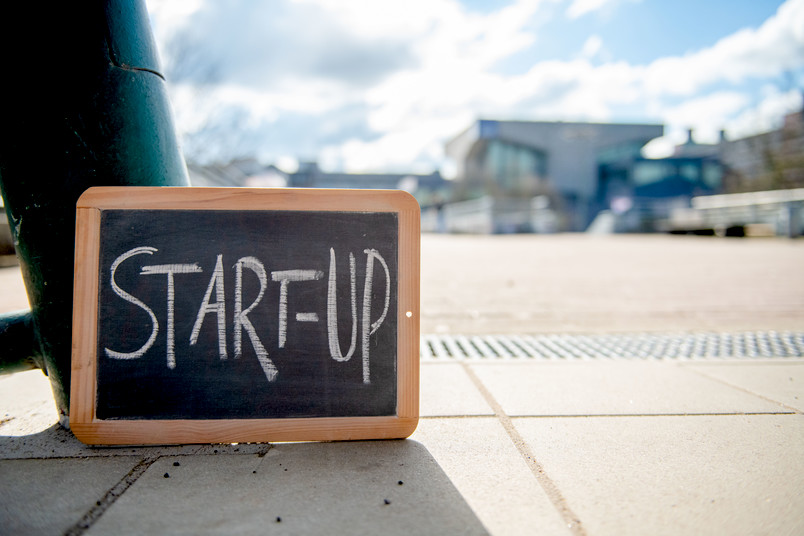 Tafel mit Start-up