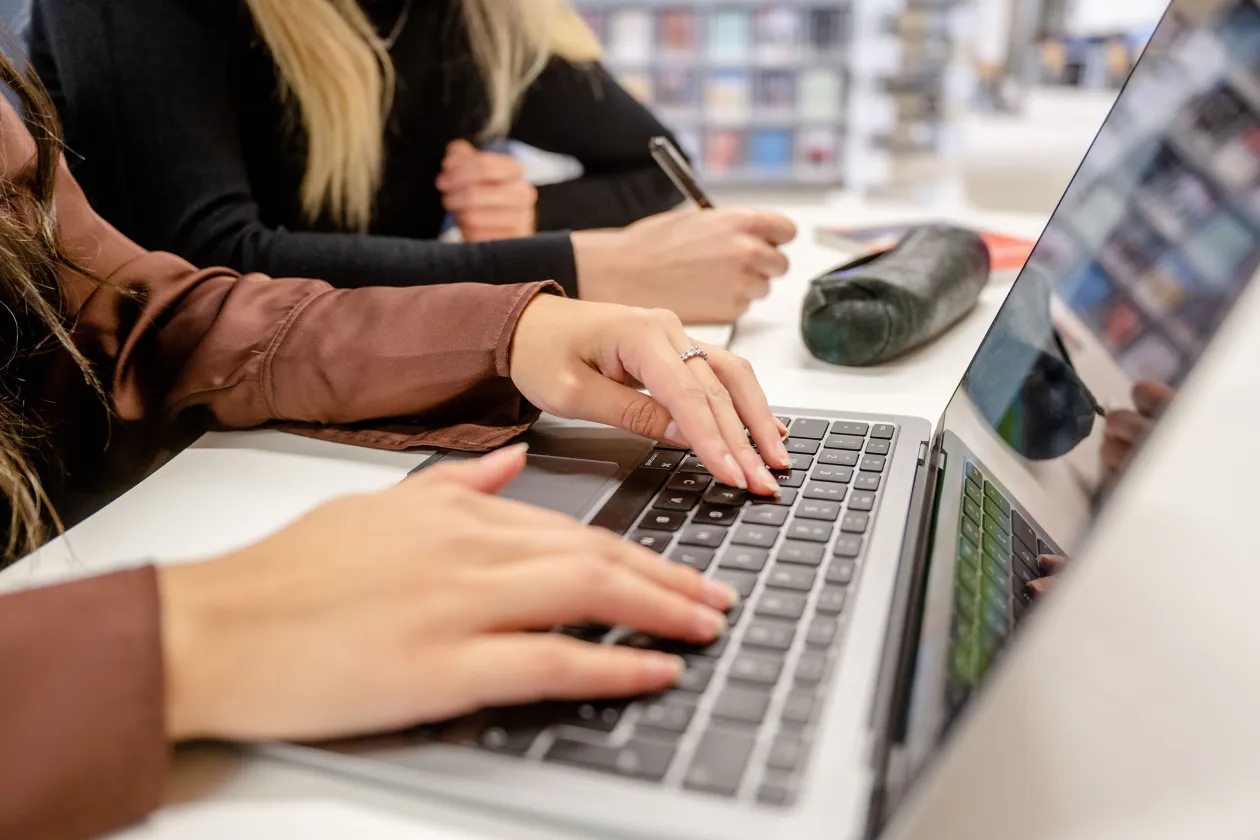 Stellvertreter Digitalisierung