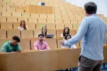 Foto: Menschen lernen an der Ruhr-Universität Bochum